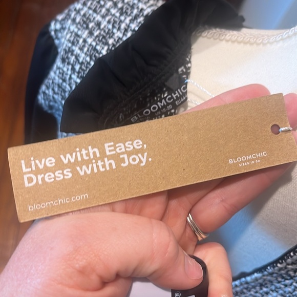 BloomChic Tweed shear dress size 14-16 - Picture 6 of 9